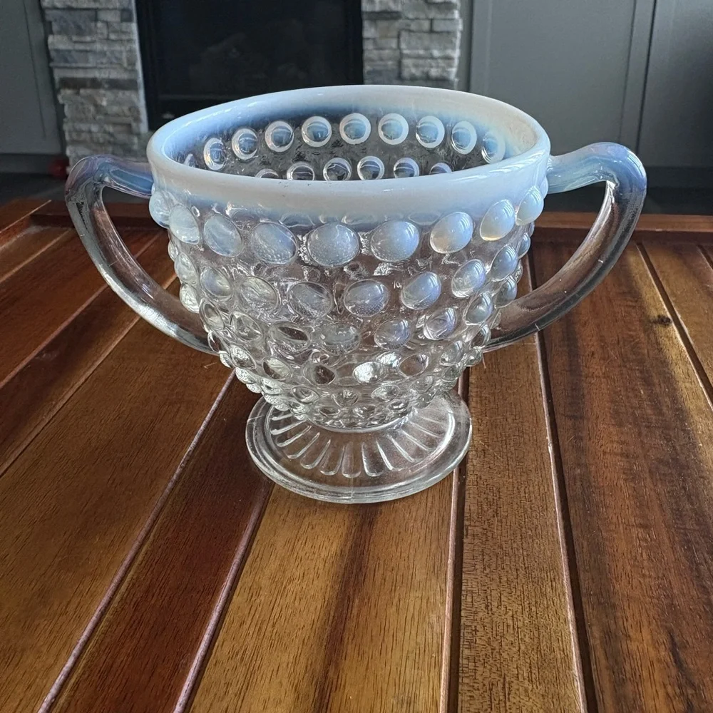 Vintage MCM 1940’s-50's Moonstone Opalescent Hobnail Open Sugar Bowl